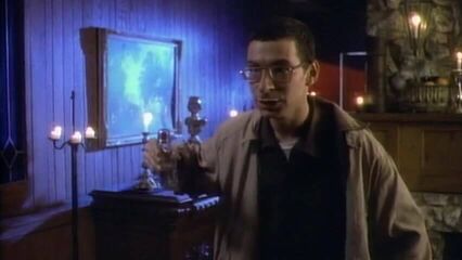 Вампир из Беверли Хиллз - фильм для взрослых