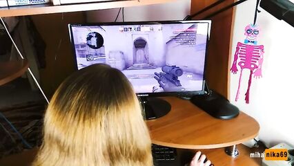 Русское частное домашнее анальное порно в тугую попу Mihanika69