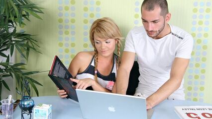 Русское порно с молодыми: Лючия и её преподаватель