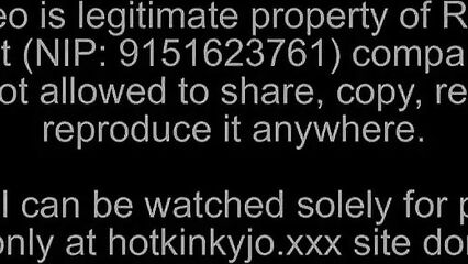 Лесбиянки разошлись по полной: 3 руки в анале