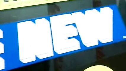 Жесткий гангбанг во все щели с милашкой