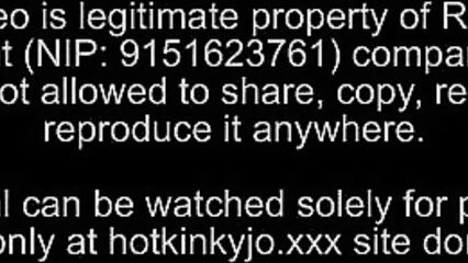 2 руки в анале одновременно