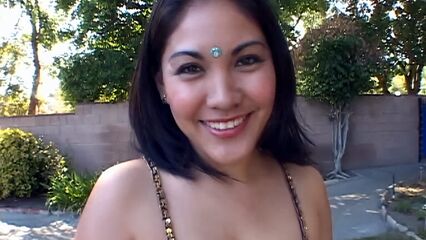 Волосатые индийские домохозяйки — индийский ретро порнофильм