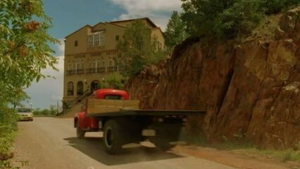 Бордель — эротический фильм со смыслом и переводом