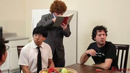 Месть Ботаников: Официальная порно пародия XXX