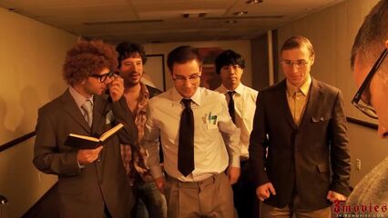 Месть Ботаников: Официальная порно пародия XXX