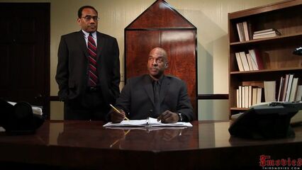 Месть Ботаников: Официальная порно пародия XXX