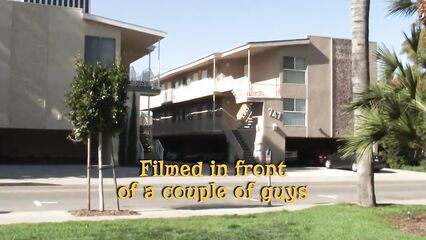 2 зрелых старушки оттянулись по полной с большим черным членом