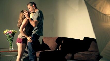 Разрыв | Torn (полнометражный порно фильм с русским переводом)