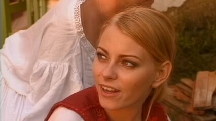 Дочери кузнеца | The Blacksmith's Daughters, с русским переводом