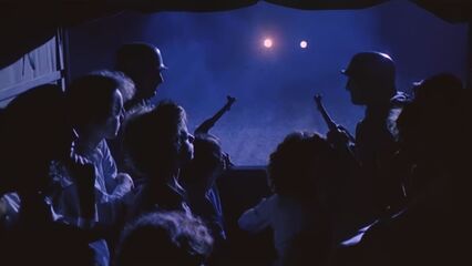 Женщины, депортированные в специальный лагерь СС (1976)