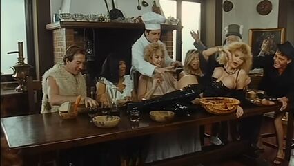 Алиса в Стране порно чудес (1993) альтернативный перевод